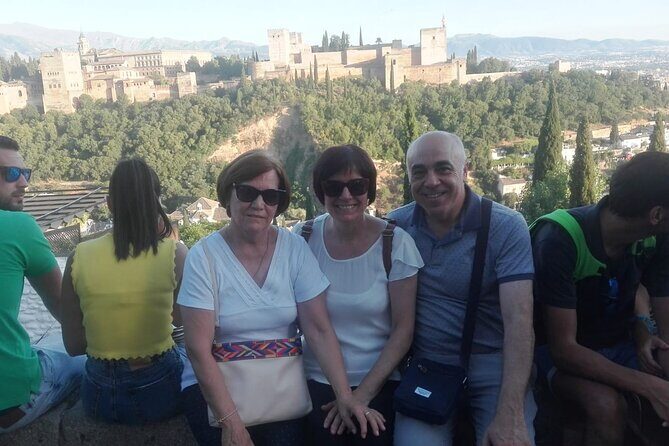 Albaicin and Sacromonte Private Tour - Why this Albaicin evening walk feels worth your time