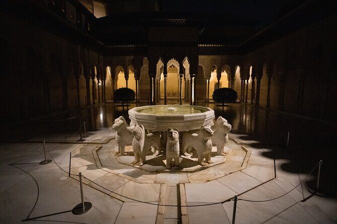 Alhambra Day or Night Private Tour - Stop 2: Generalife gardens and palace in 50 minutes