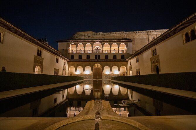 Alhambra Day or Night Private Tour - Walking comfort and practical basics (don’t skip this)