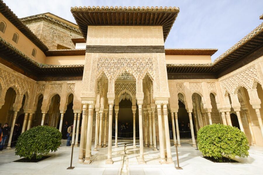 Alhambra Guided Tour with Fast-Track Entry - Key points worth knowing before you go