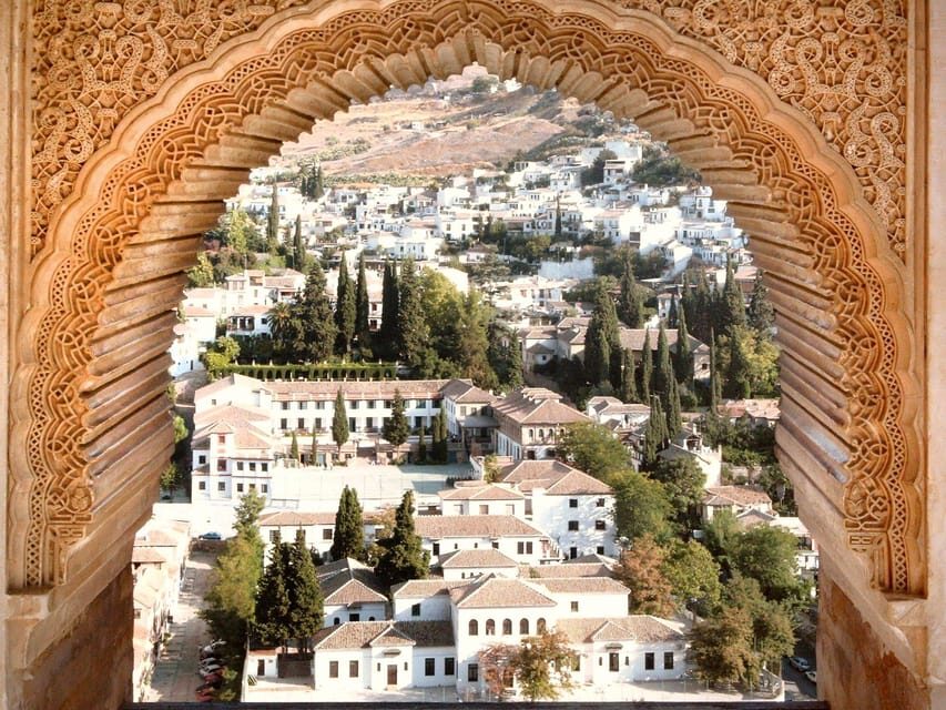 Alhambra Private Tour: Nasrid Palaces, Alcazaba & Generalife - Who should book this Alhambra Private Tour