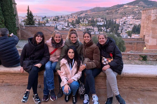 Full Alhambra tour with preferential access (SPANISH language) - Stop 3: Palace of Charles V (the post-conquest chapter)