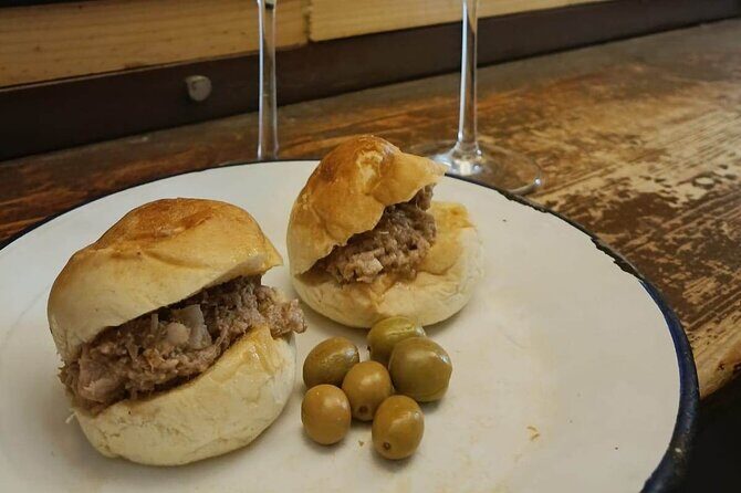 Granada 3-hour Tapas Tour - Small-group size (max 6) changes everything