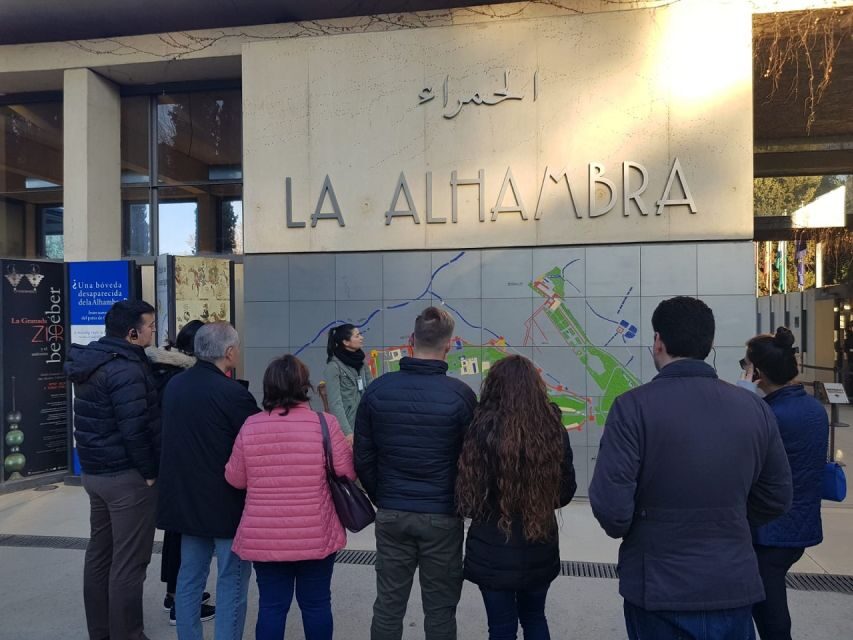 Granada: Alhambra Palace Guided Tour - Key highlights to look for