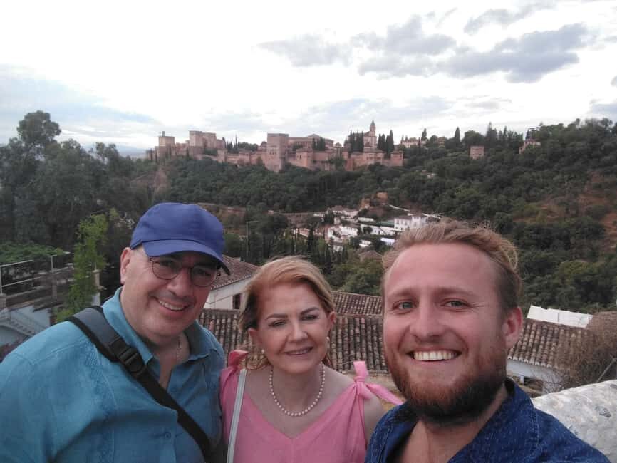 Granada Like a Local: Customized Private Tour - Why a Customized Granada Walk Works So Well