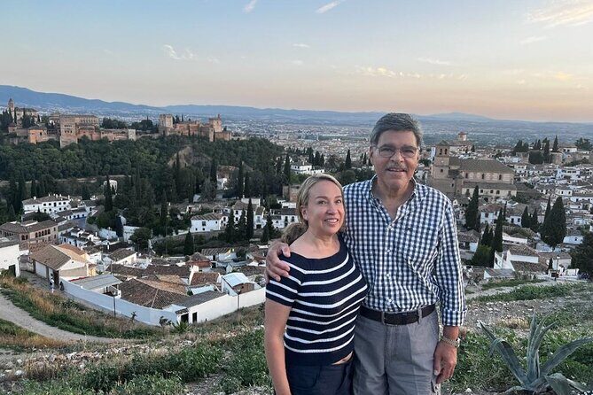 Gypsy life: Sacromonte and the caves private tour - The legal tensions: neighbors, demands, and police pressure