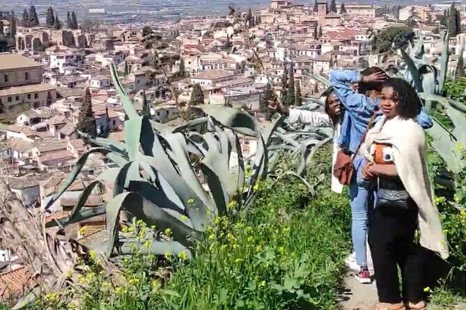 Gypsy life: Sacromonte and the caves private tour - Price and time: what you’re paying for (and why it feels fair)
