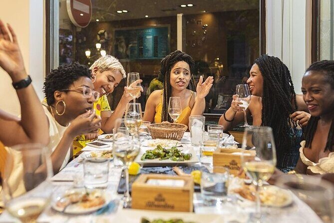 The Granada Evening Tapas Crawl by Food Lover Tour - Guides who actually talk about food and place