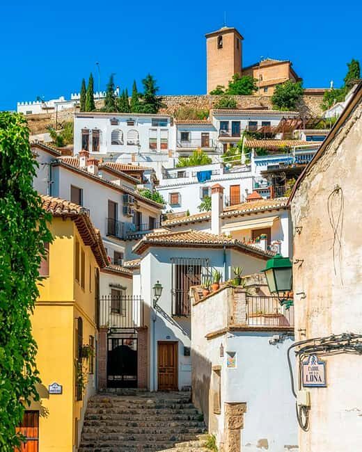 Tour Granada from its Origin; Albaicín - Bañuelo plus Plaza Nueva: from old baths to the city center